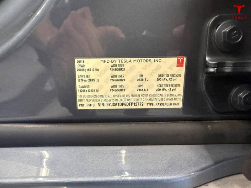 2013 Tesla Model S Performance