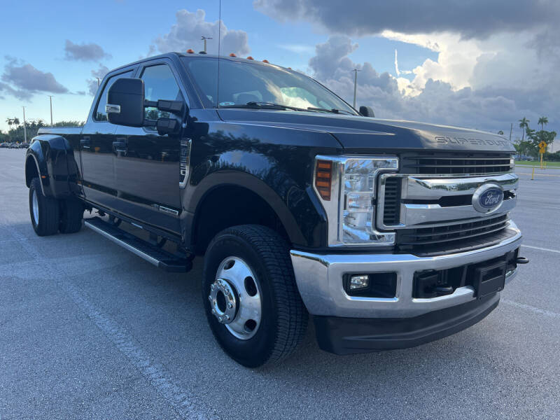 2018 Ford F-350 Super Duty for sale at Nation Autos Miami in Hialeah FL