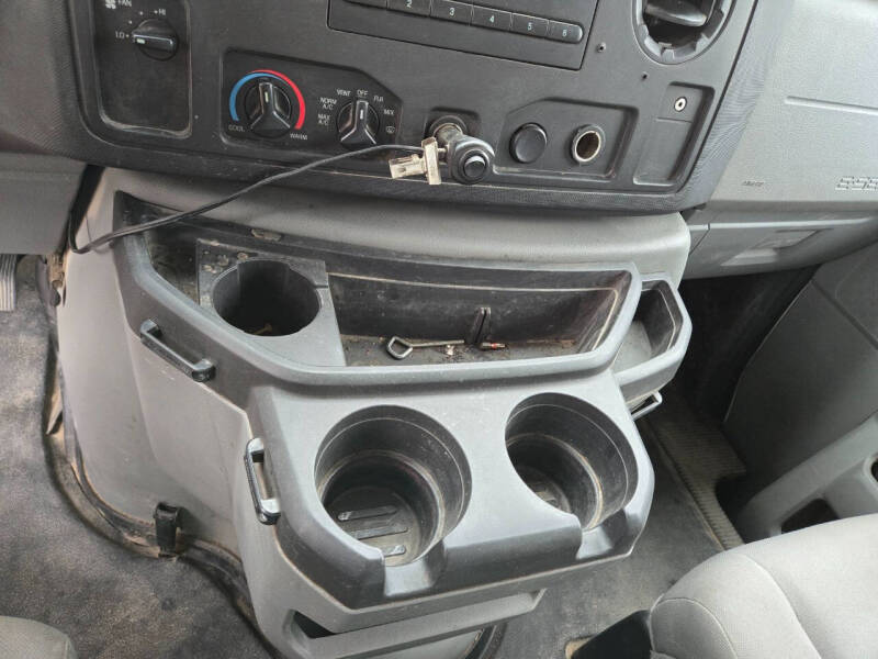 2015 Ford E-Series E-350 SD