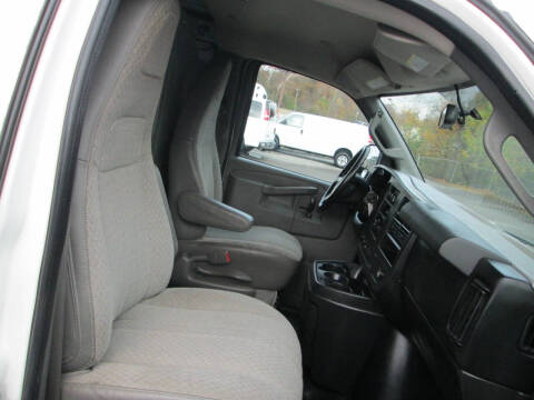 2016 Chevrolet Express 2500