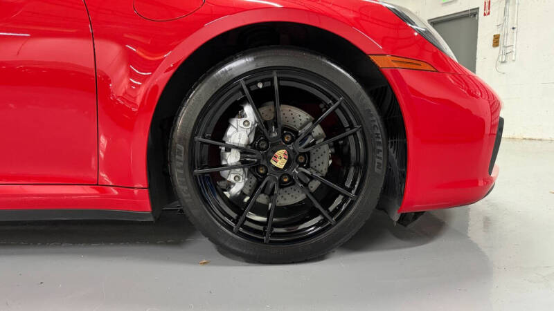 2023 Porsche 911 Carrera