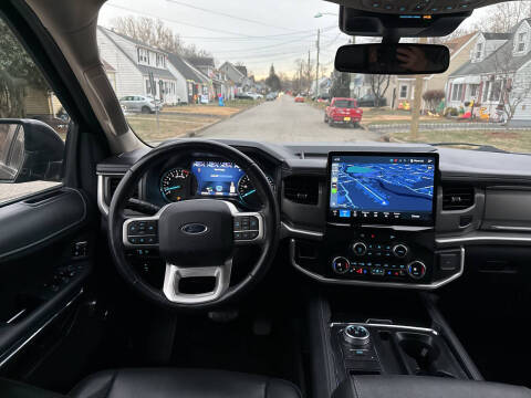 2024 Ford Expedition MAX XLT