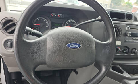 2012 Ford E-Series E-350 SD