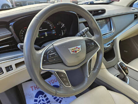 2018 Cadillac XT5 Luxury