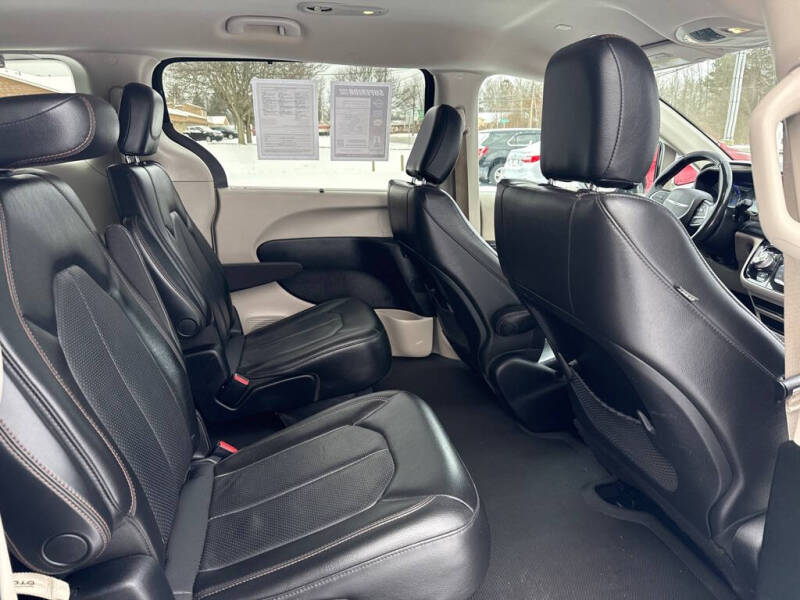 2019 Chrysler Pacifica Touring L