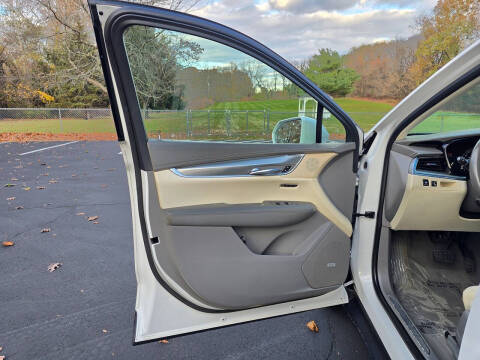 2017 Cadillac XT5 Premium Luxury