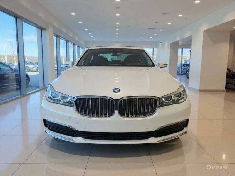 2019 BMW 7 Series 740i