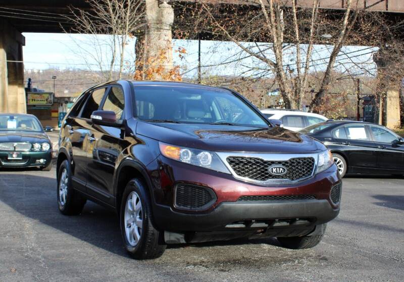 2012 Kia Sorento for sale at Cutuly Auto Sales in Pittsburgh PA