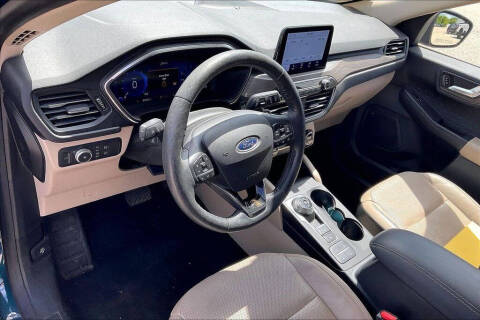 2020 Ford Escape Titanium