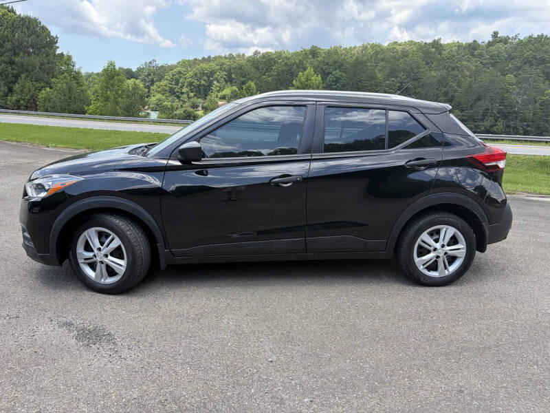 2019 Nissan Kicks S