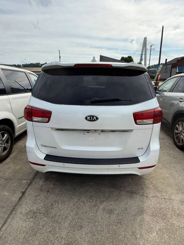 2015 Kia Sedona