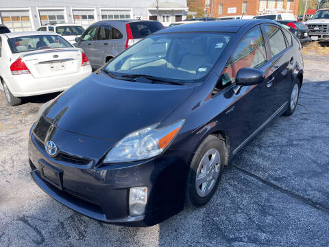 2011 Toyota Prius for sale at Best Deal Motors in Saint Charles MO