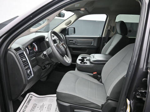 2024 RAM 1500 Classic SLT