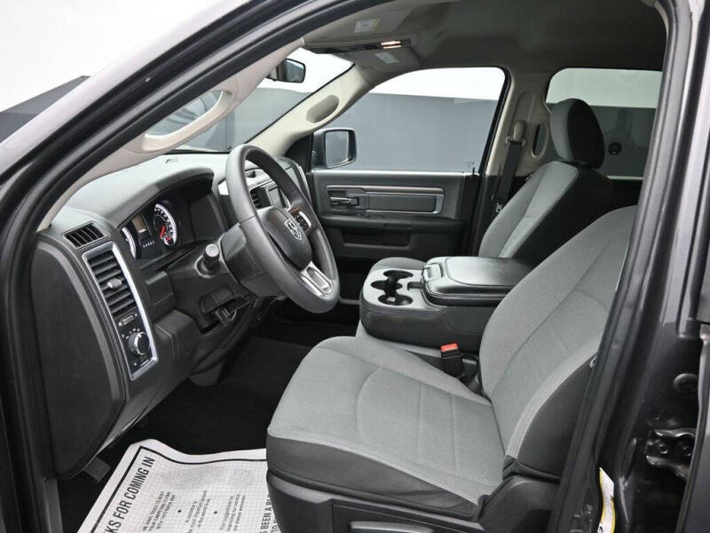 2024 RAM 1500 Classic SLT