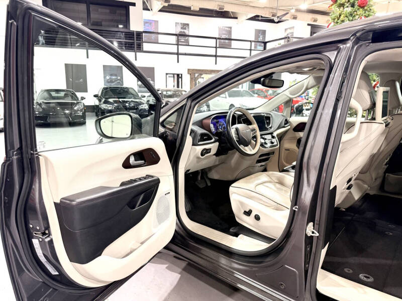 2018 Chrysler Pacifica Limited