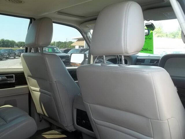 2017 Lincoln Navigator Select