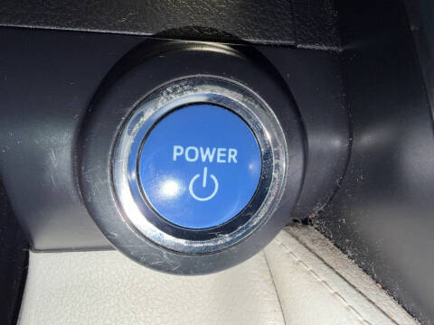 2014 Toyota Camry Hybrid LE