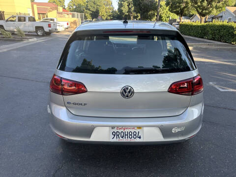 2015 Volkswagen e-Golf SEL Premium