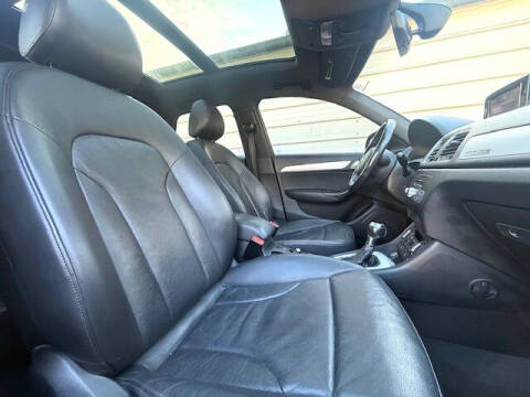 2017 Audi Q3 2.0T quattro Premium