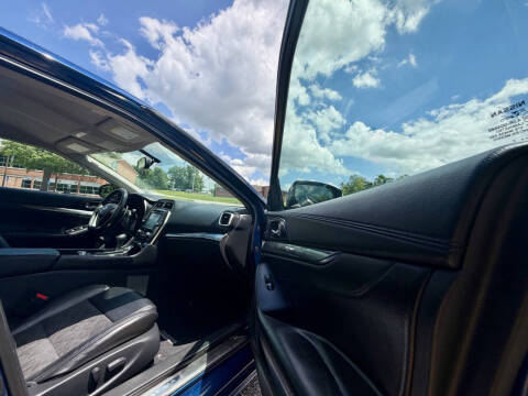 2017 Nissan Maxima 3.5 SR