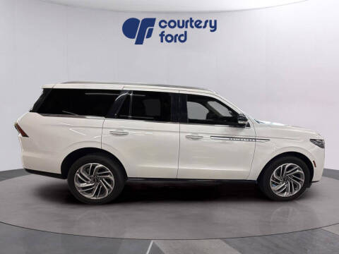 2025 Lincoln Navigator Reserve