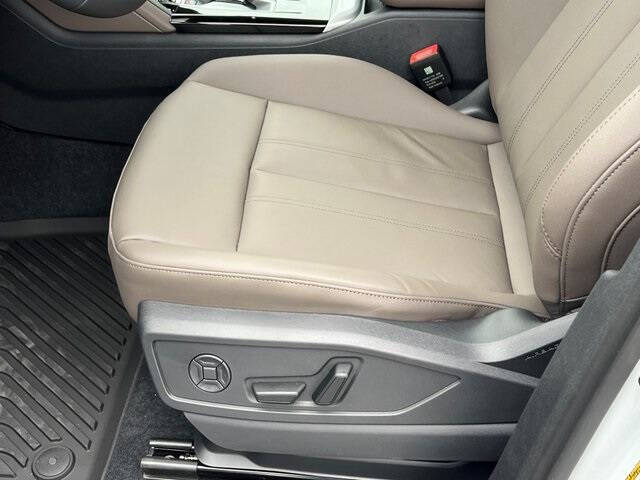 2025 Audi Q5 quattro Premium Plus TFSI