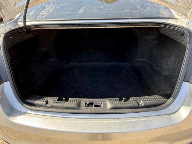 2012 Ford Taurus SE