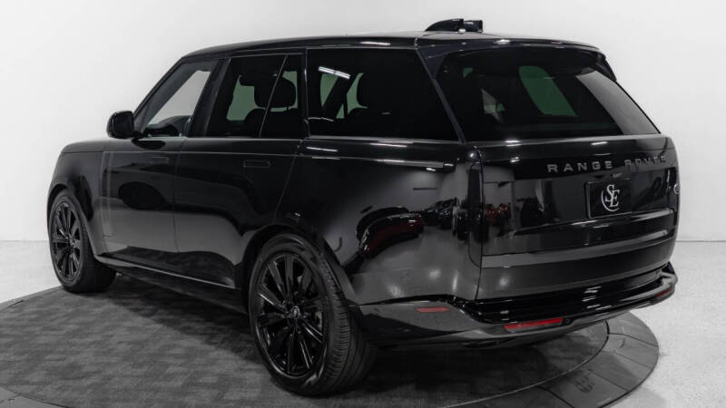 2023 Land Rover Range Rover P400 SE