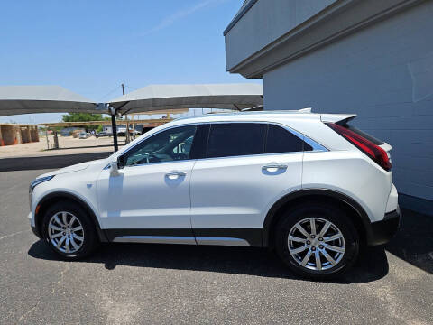 2023 Cadillac XT4 Premium Luxury