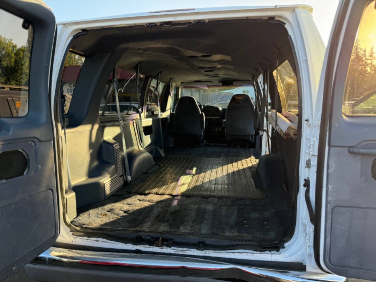 1994 Ford E-350 for sale at Carz Connect LLC in Portland, OR