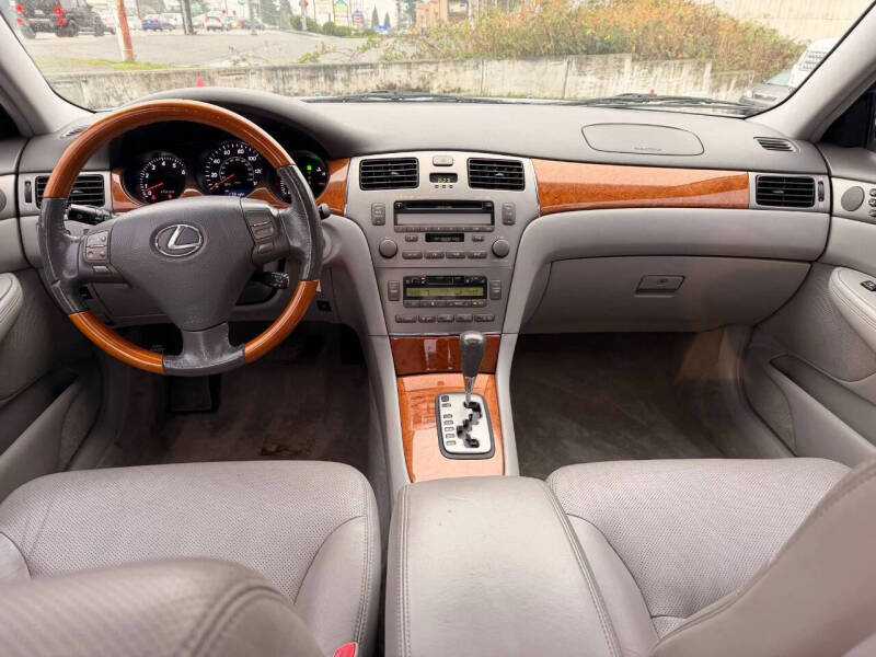 2005 Lexus ES 330