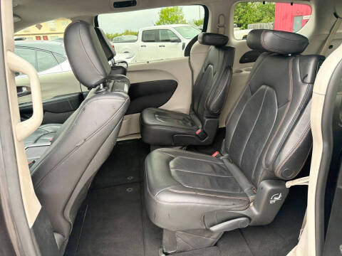 2018 Chrysler Pacifica Touring L Plus