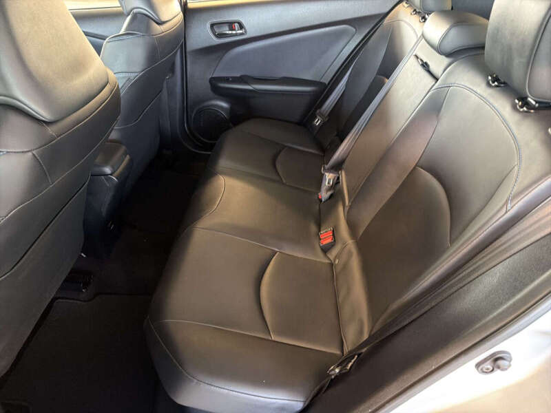 2016 Toyota Prius Three