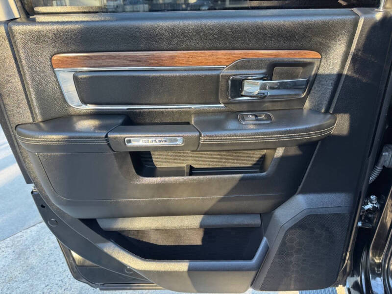 2016 RAM 2500 Laramie