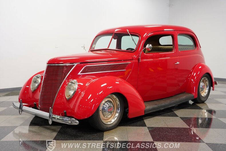 1937 Ford Tudor