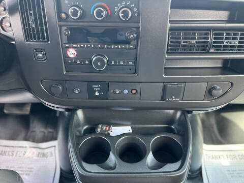 2023 Chevrolet Express 2500