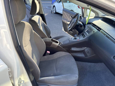 2013 Toyota Prius Plug-in Hybrid