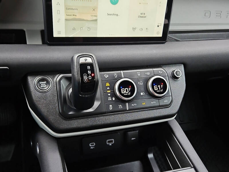 2023 Land Rover Defender 110 Standard