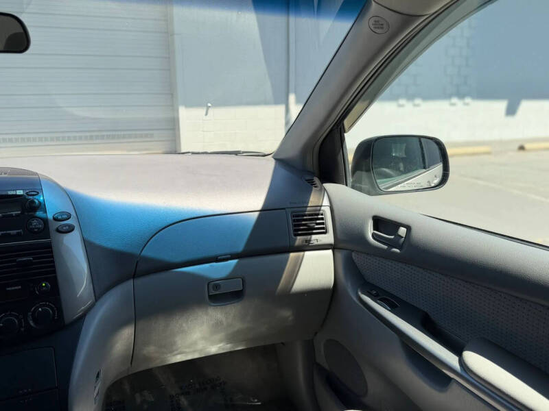 2006 Toyota Sienna