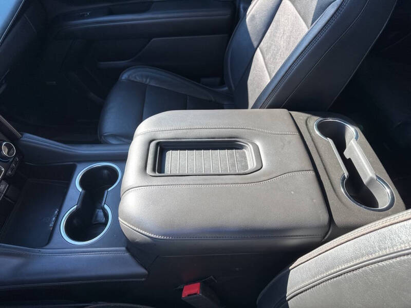 2021 Chevrolet Suburban High Country