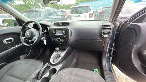 2017 Kia Soul +
