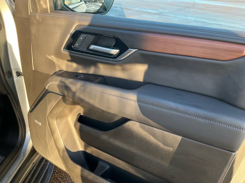 2025 GMC Yukon XL Denali