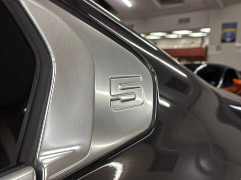 2025 BMW 5 Series 530i xDrive