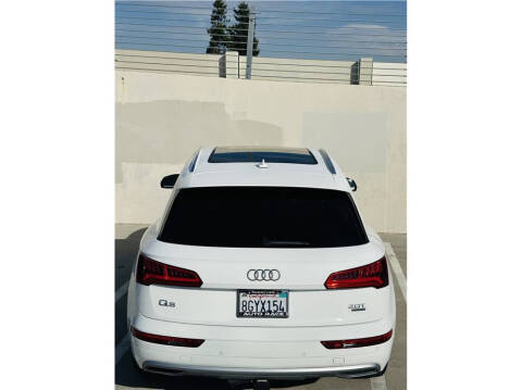 2018 Audi Q5 2.0T quattro Premium Plus