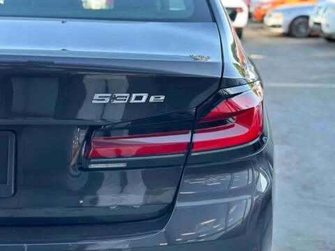2021 BMW 5 Series 530e
