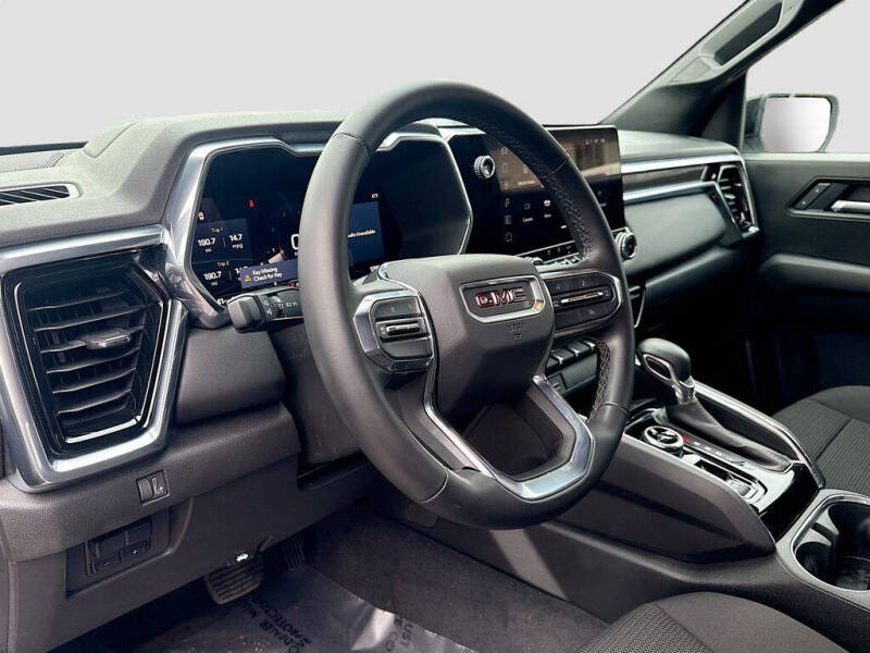2025 GMC Canyon Elevation