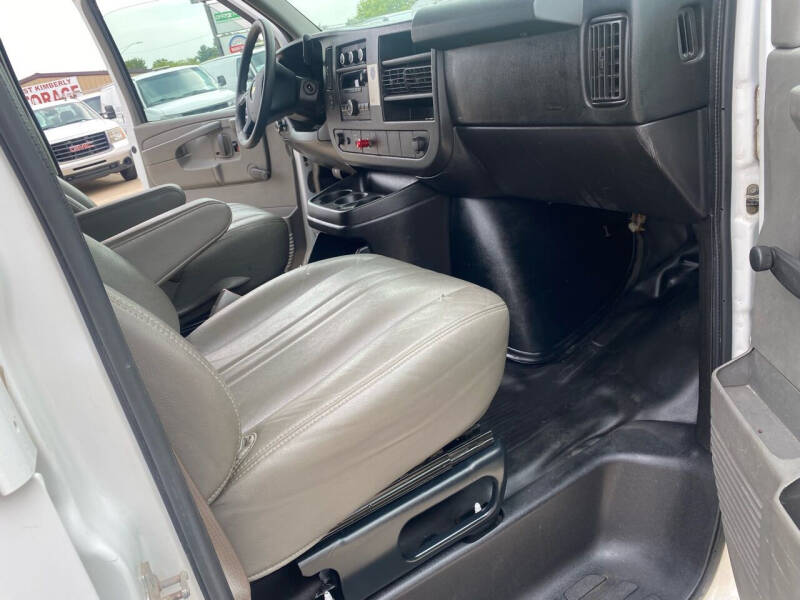 2016 Chevrolet Express 3500