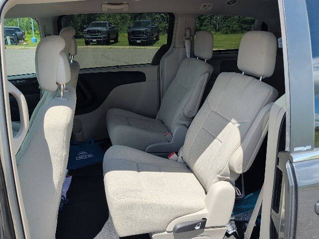 2012 Dodge Grand Caravan Crew