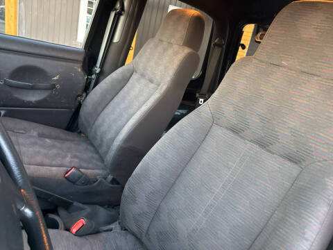 2004 Jeep Wrangler SE