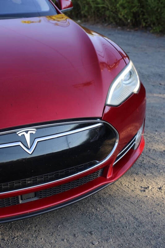 2014 Tesla Model S 85